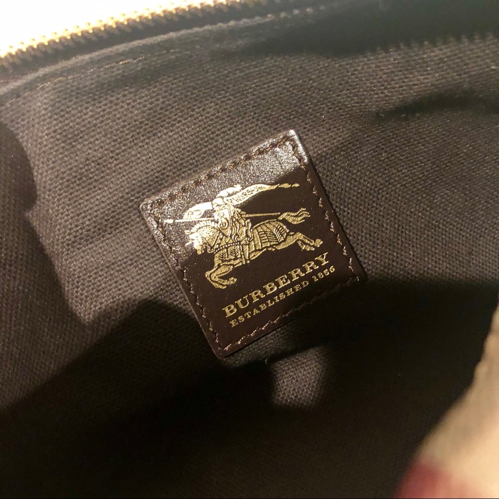 BURBERRY Vintage Check Leather Barrel Bag, NWOT - Picture 4 of 15
